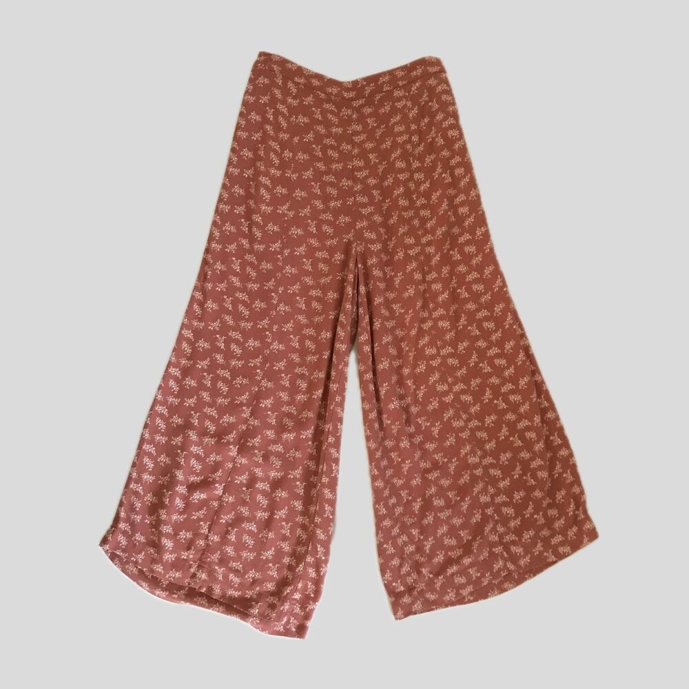 American Eagle Rosy Pink Ditzy Floral Wide Leg Cropped Rayon Pants - S